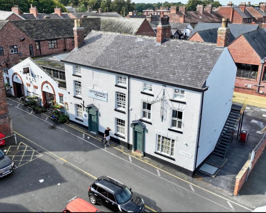 The Silk Rooms, At The Freemasons Inn Knutsford Kültér fotó